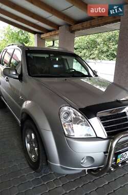 Внедорожник / Кроссовер SsangYong Rexton 2012 в 
