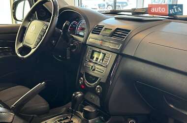 Внедорожник / Кроссовер SsangYong Rexton 2014 в 