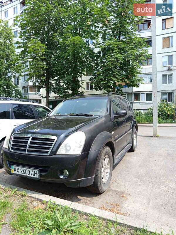 Позашляховик / Кросовер SsangYong Rexton 2008 в 