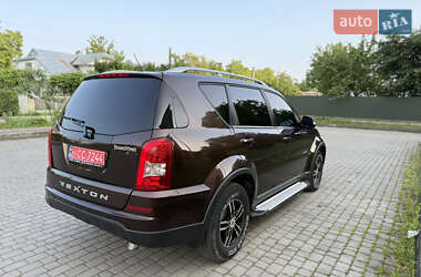 Внедорожник / Кроссовер SsangYong Rexton 2013 в 