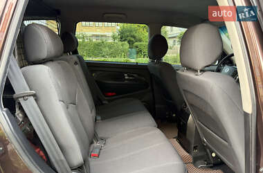 Внедорожник / Кроссовер SsangYong Rexton 2013 в 