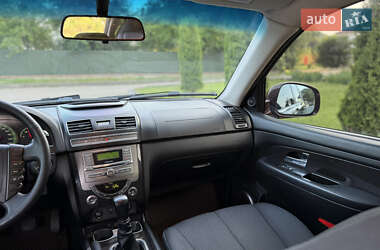 Внедорожник / Кроссовер SsangYong Rexton 2013 в 