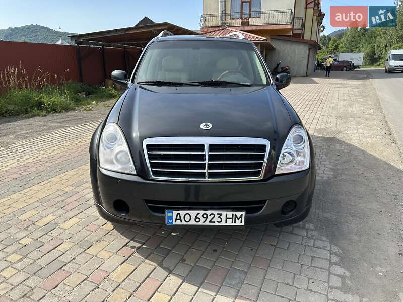 Внедорожник / Кроссовер SsangYong Rexton 2006 в Межгорье
