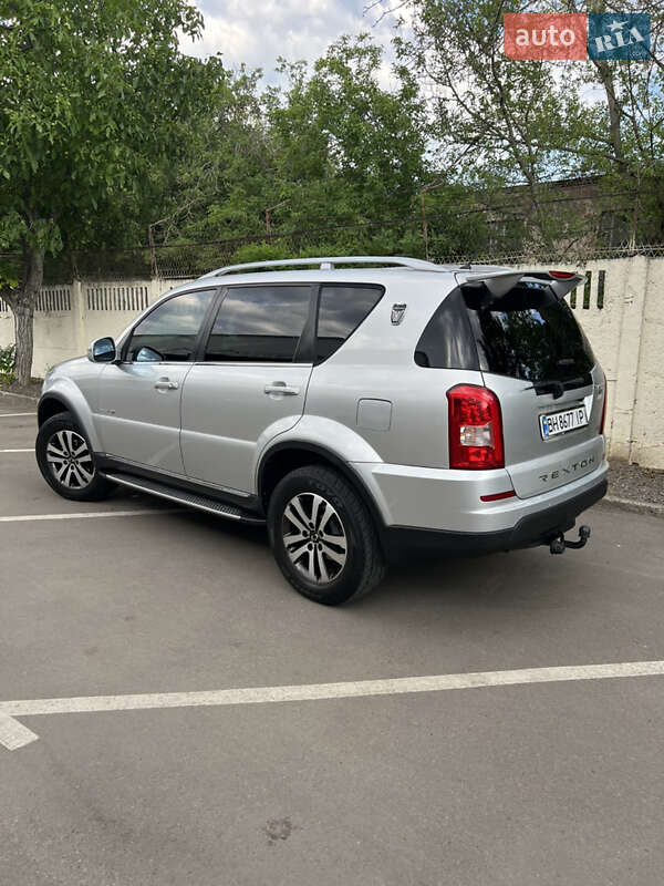 Позашляховик / Кросовер SsangYong Rexton 2013 в Одесі