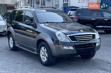 Внедорожник / Кроссовер SsangYong Rexton 2004 в 