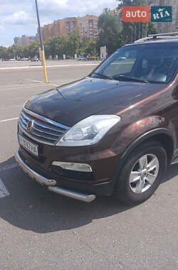 Внедорожник / Кроссовер SsangYong Rexton 2013 в 