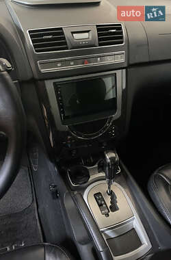 Внедорожник / Кроссовер SsangYong Rexton 2013 в 