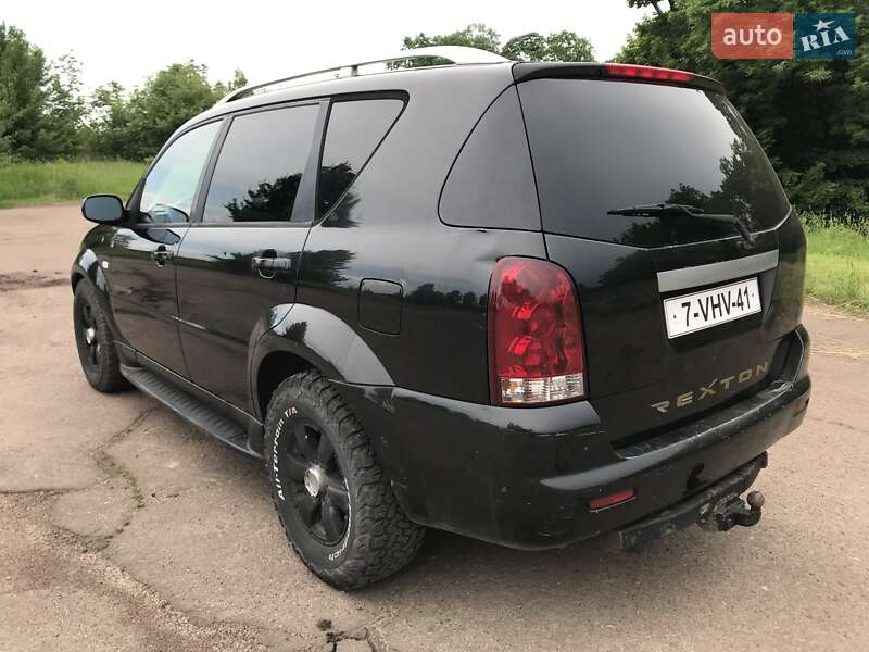 Внедорожник / Кроссовер SsangYong Rexton 2006 в Тростянце