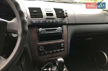 Позашляховик / Кросовер SsangYong Rexton 2006 в 