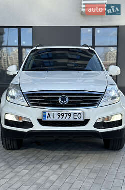 Внедорожник / Кроссовер SsangYong Rexton 2013 в 