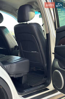 Внедорожник / Кроссовер SsangYong Rexton 2013 в 