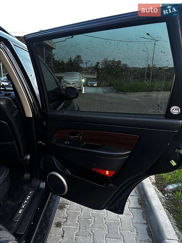 Внедорожник / Кроссовер SsangYong Rexton 2007 в Львове
