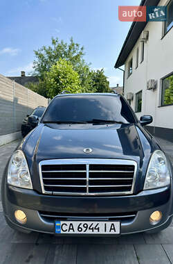 Позашляховик / Кросовер SsangYong Rexton 2007 в 