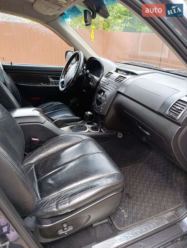 Позашляховик / Кросовер SsangYong Rexton 2009 в Борисполі