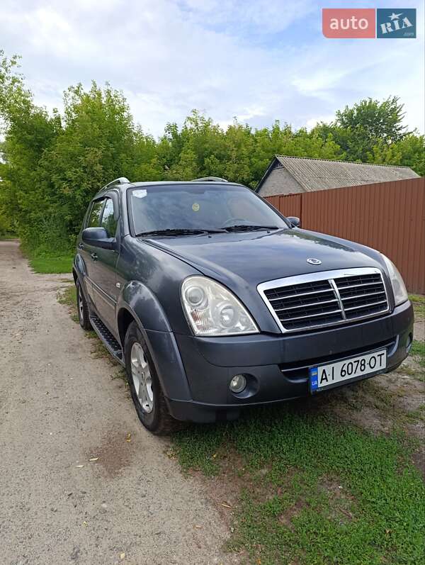 Позашляховик / Кросовер SsangYong Rexton 2009 в Борисполі