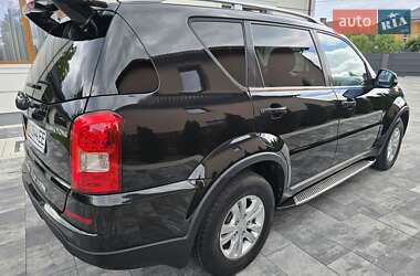 Внедорожник / Кроссовер SsangYong Rexton 2013 в 
