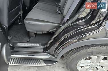 Внедорожник / Кроссовер SsangYong Rexton 2013 в 