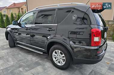 Внедорожник / Кроссовер SsangYong Rexton 2013 в 