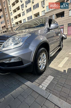 Внедорожник / Кроссовер SsangYong Rexton 2012 в 