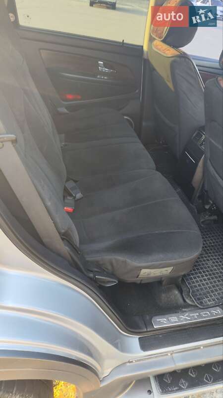 Позашляховик / Кросовер SsangYong Rexton 2007 в Харкові