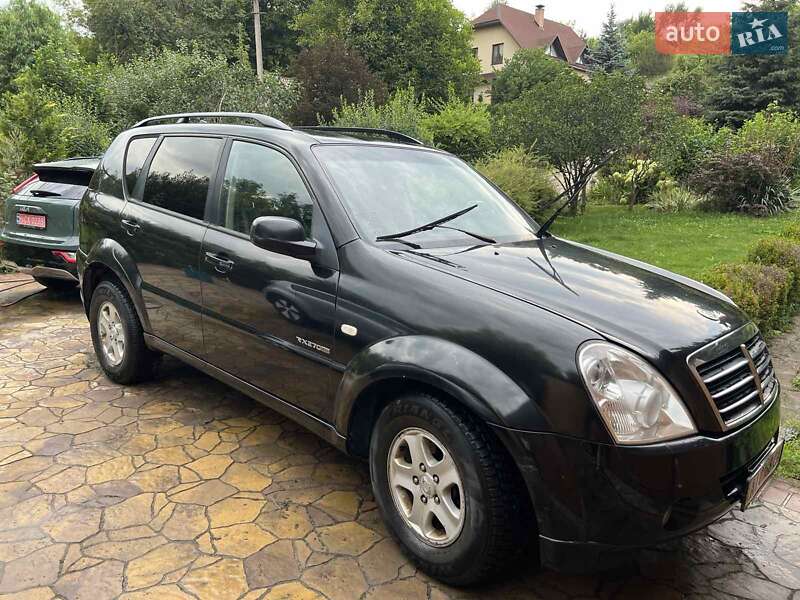 Позашляховик / Кросовер SsangYong Rexton 2008 в Обухові