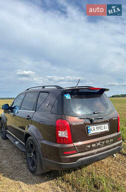 Позашляховик / Кросовер SsangYong Rexton 2013 в 
