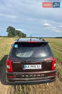 Позашляховик / Кросовер SsangYong Rexton 2013 в 