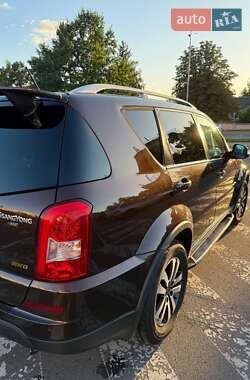 Внедорожник / Кроссовер SsangYong Rexton 2013 в 