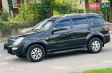 Внедорожник / Кроссовер SsangYong Rexton 2004 в 