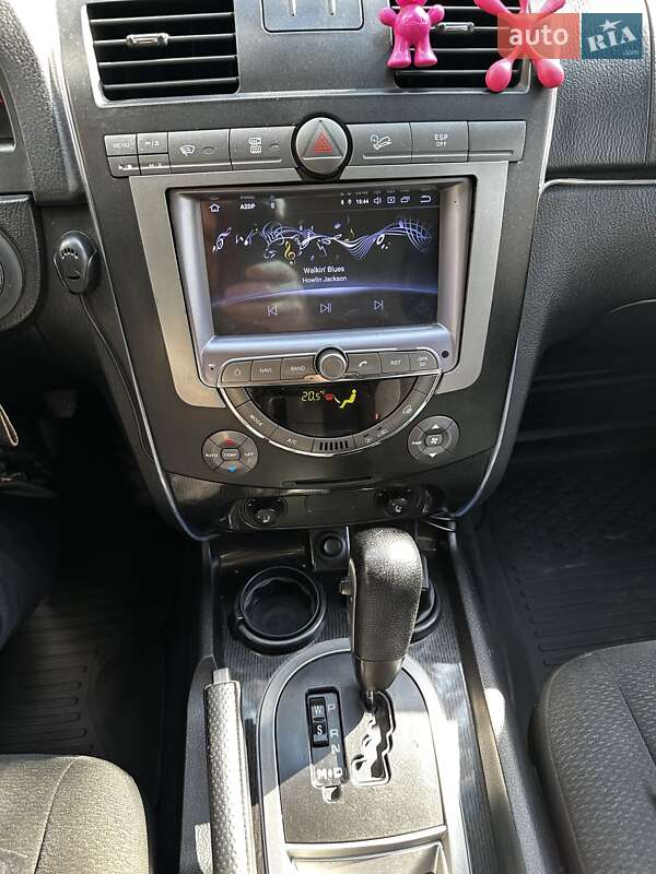 Внедорожник / Кроссовер SsangYong Rexton 2010 в Киеве