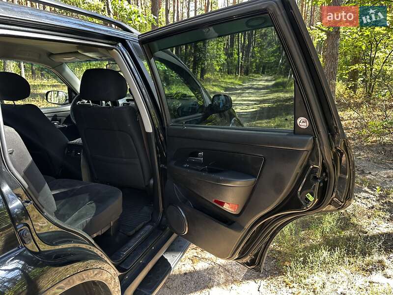 Внедорожник / Кроссовер SsangYong Rexton 2010 в Киеве