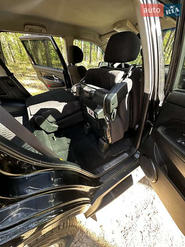 Внедорожник / Кроссовер SsangYong Rexton 2010 в Киеве