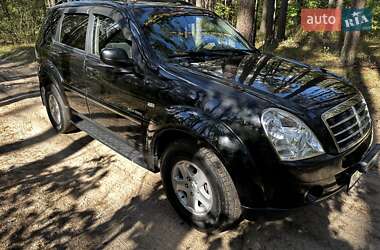 Внедорожник / Кроссовер SsangYong Rexton 2010 в 