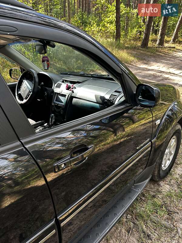 Внедорожник / Кроссовер SsangYong Rexton 2010 в Киеве