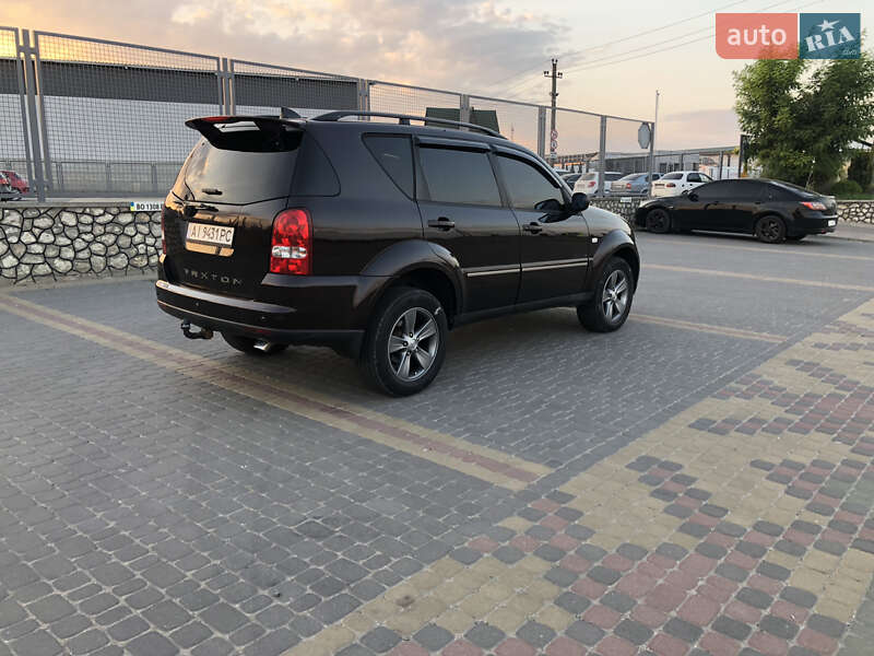Внедорожник / Кроссовер SsangYong Rexton 2009 в Тернополе