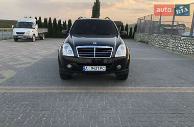 Позашляховик / Кросовер SsangYong Rexton 2009 в 