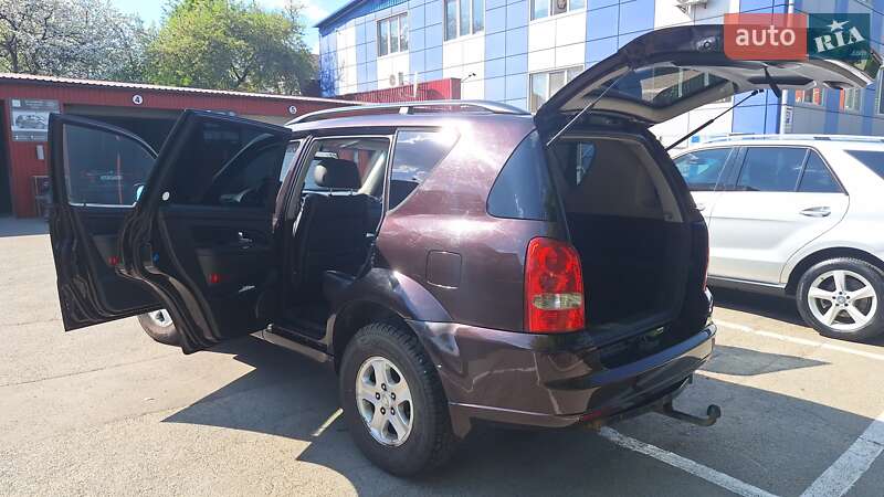 Позашляховик / Кросовер SsangYong Rexton 2008 в Києві фото 9 Позашляховик / Кросовер SsangYong Rexton 2008 в Києві