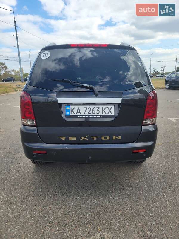 Внедорожник / Кроссовер SsangYong Rexton 2004 в Киеве фото 8 Внедорожник / Кроссовер SsangYong Rexton 2004 в Киеве