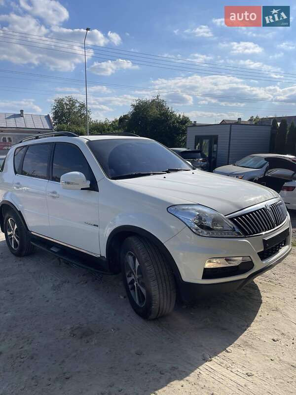 Внедорожник / Кроссовер SsangYong Rexton 2016 в Львове фото 9 Внедорожник / Кроссовер SsangYong Rexton 2016 в Львове