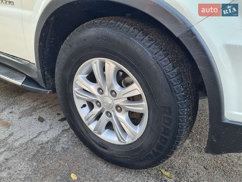 Внедорожник / Кроссовер SsangYong Rexton 2012 в Львове