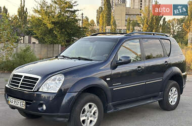 Позашляховик / Кросовер SsangYong Rexton 2007 в 