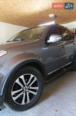 Внедорожник / Кроссовер SsangYong Rexton 2014 в 