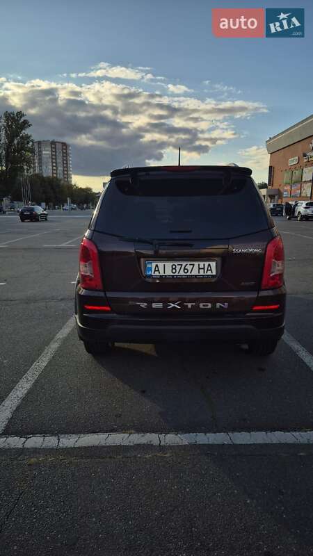 Внедорожник / Кроссовер SsangYong Rexton 2013 в Броварах