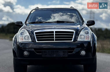 Внедорожник / Кроссовер SsangYong Rexton 2009 в 