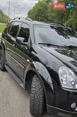 Позашляховик / Кросовер SsangYong Rexton 2008 в 