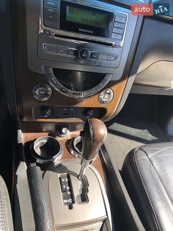 Позашляховик / Кросовер SsangYong Rexton 2013 в Полтаві