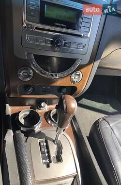 Внедорожник / Кроссовер SsangYong Rexton 2013 в 