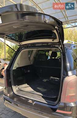 Внедорожник / Кроссовер SsangYong Rexton 2013 в 