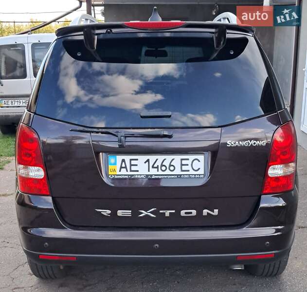 Позашляховик / Кросовер SsangYong Rexton 2009 в Дніпрі