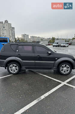 Внедорожник / Кроссовер SsangYong Rexton 2010 в 